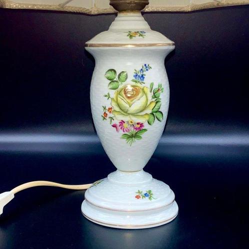 Herend, Hungary - Art Deco - Petit Bouquet de Rose Pattern, Antiek en Kunst, Antiek | Glaswerk en Kristal