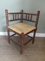 Chaise - Bois - Bobbin a tourné le fauteuil en hoekstoel.