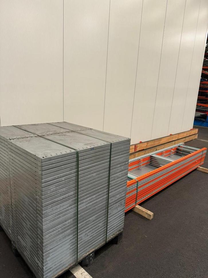 Legbordstelling - 11 staanders 3070x600mm + 60 legborden, Zakelijke goederen, Kantoor en Winkelinrichting | Magazijn, Stelling en Opslag