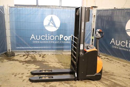 Veiling: Stapelaar Toyota BT SWE140L Elektrisch 1400kg 2.65m, Zakelijke goederen, Machines en Bouw | Heftrucks en Intern transport