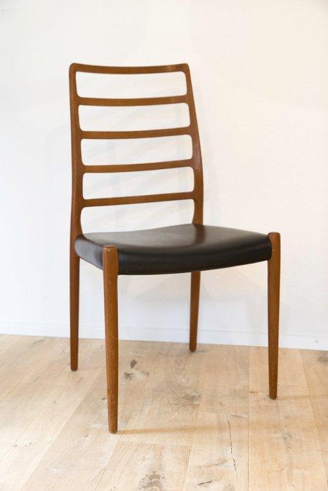 J.L. Møllers Møbelfabrik - Niels O. Moller - Stoel (2) -, Antiek en Kunst, Antiek | Meubels | Stoelen en Sofa's