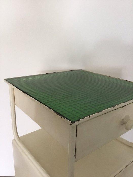 Medicijnkastje - IJzer - Bauhaus-geïnspireerd, Antiek en Kunst, Antiek | Wandborden en Tegels