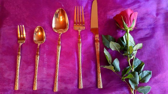 Imperial M Gold- Design für 4 Personen (20) teilig,, Antiek en Kunst, Antiek | Meubels | Tafels