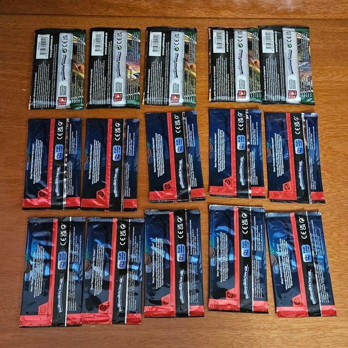 Pokémon - 15 Booster pack - 15 Booster Pack - Evolving Skies, Hobby en Vrije tijd, Verzamelkaartspellen | Pokémon