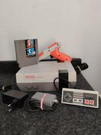 Nintendo - NES - Spelcomputer (1)