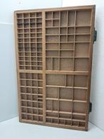 Vitrine - chevalet - Bois - 83 x 53 cm, Antiek en Kunst
