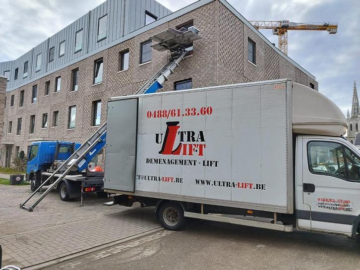Demenagement/lift service/vide grenier, Services & Professionnels, Déménageurs & Stockage