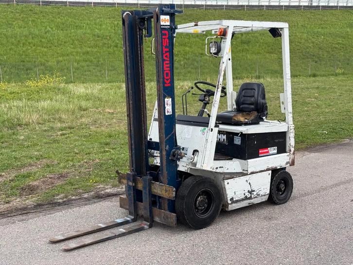 Komatsu Elektrische FB15-5, Zakelijke goederen, Machines en Bouw | Heftrucks en Intern transport, Ophalen