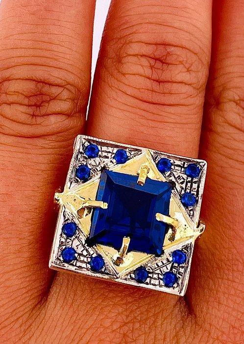 Zonder Minimumprijs - Ring - 9 kt. Geel goud, Zilver Saffier, Handtassen en Accessoires, Ringen