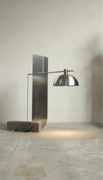 DARK atelier - Lampe - Equo 3.0 - Travertine, Acier,