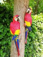 Beeldje - A pair of red parrots (2) - IJzer (gegoten)