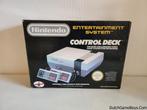Nintendo NES - Console - Control Deck - HOL