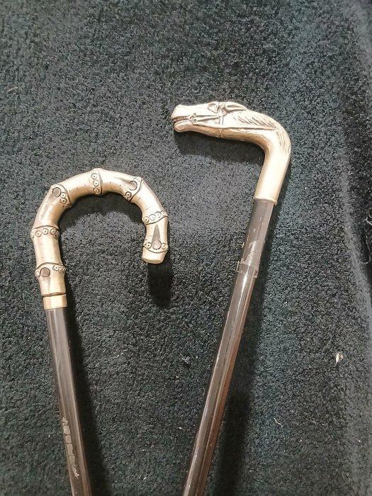 Wandelstok (2) - paard en bamboe - Legering, Hout, Antiek en Kunst, Curiosa en Brocante