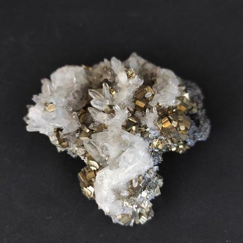 Kwarts met pyriet Kristallen op matrix - Hoogte: 4 cm -, Verzamelen, Mineralen en Fossielen