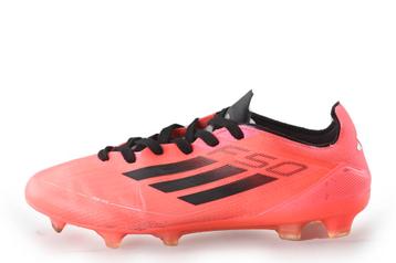 Adidas Voetbalschoenen in maat 44 Roze | 5% extra korting beschikbaar voor biedingen