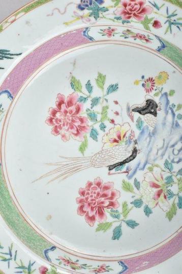 Wasbak - Een Chinees famille rose dienblad / kom versierd