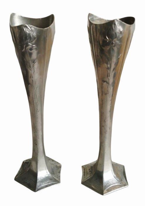 Kayserzinn - Vaas (3) - Iris Vase - Pewter, Antiek en Kunst, Kunst | Designobjecten