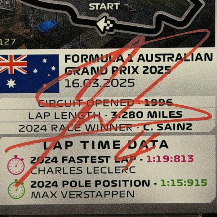 Mclaren - Topps 127 Gp Australian signed by Winner - Lando, Verzamelen, Automerken, Motoren en Formule 1