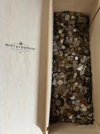 Wereld. Lot of 1000 Unsorted Coins. 1900 to present.