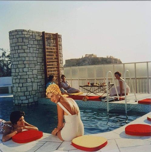 Slim Aarons (1916-2006) - Penthouse Pool, Antiquités & Art, Art | Peinture | Moderne