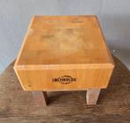 Blokvlak - Sculpture sur bloc, Robuust mini hakblok - 16 cm