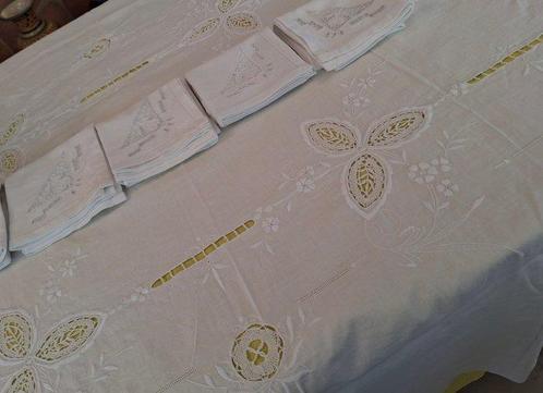 ricami fatti a mano - Nappe (7)  - 172 cm - 260 cm - Nappe, Antiek en Kunst, Antiek | Meubels | Tafels