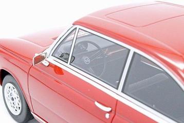 Schuco 1:18 - Voiture miniature - DAF 55 Coupe - Rood -