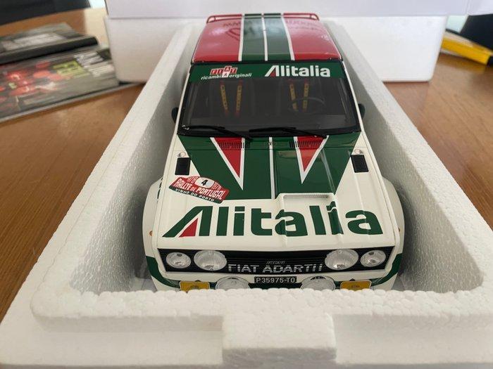 Otto Mobile 1:12 - Modelauto - Fiat 131 Abarth Alitalia, Hobby & Loisirs créatifs, Voitures miniatures | 1:5 à 1:12