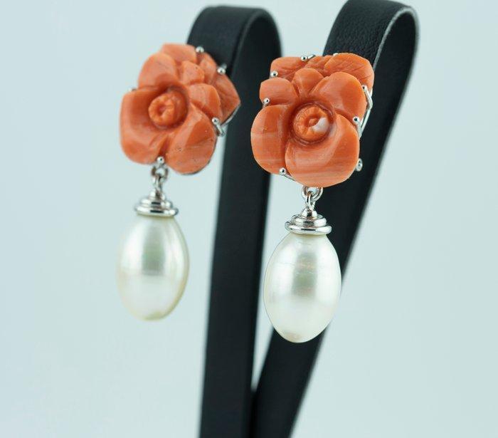 Oorbellen - 18 karaat Witgoud Koraal - Parel, Handtassen en Accessoires, Oorbellen
