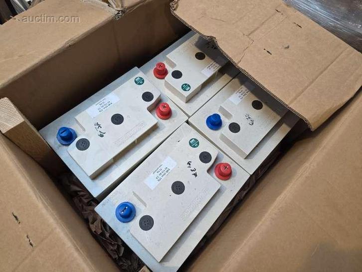 Tractiebatterijen (4x) Hoppecke Trak bloc 170, Doe-het-zelf en Bouw, Gereedschap | Overige machines, Ophalen