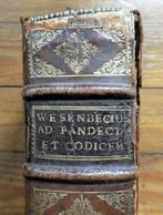 Matthaeus Wesenbecius - Commentarii in Pandectas juris, Antiek en Kunst