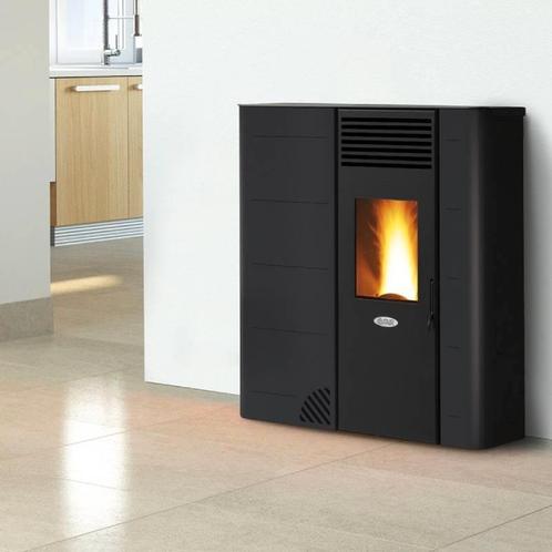 Verwarm gasloos extra ruimte met kanalisatie pelletkachel, Huis en Inrichting, Kachels, Pelletkachel, Hout, Nieuw, Vrijstaand