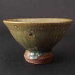 Ash-Glazed Stemmed Tea Bowl (Bajhai Chawan) – Kobushi Ware