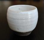 Original and signed sake cup by Uichi Shimizu (living, Antiek en Kunst