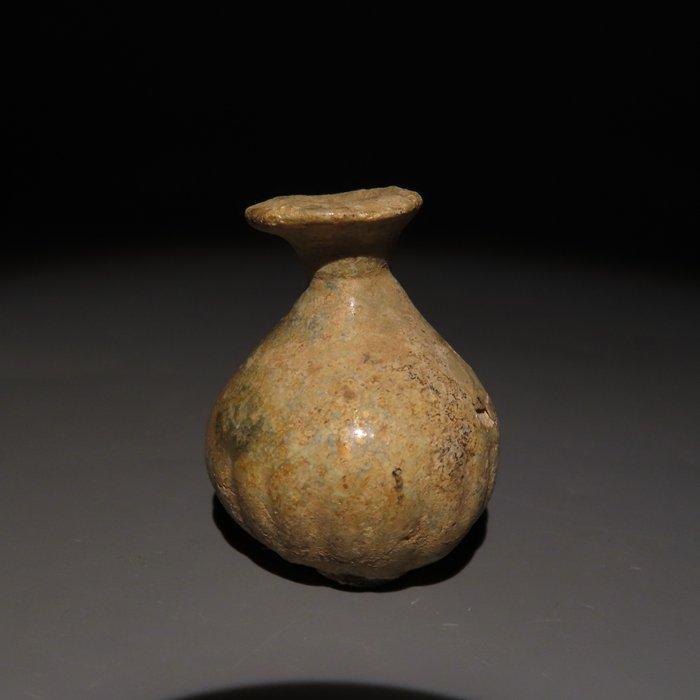 Oud-Romeins Glas Vas. 1e-2e eeuw na Christus. 4 cm hoog., Verzamelen, Mineralen en Fossielen