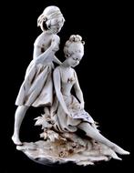 Luigi Giorgio Benacchio - Triade - sculptuur, Twee meisjes