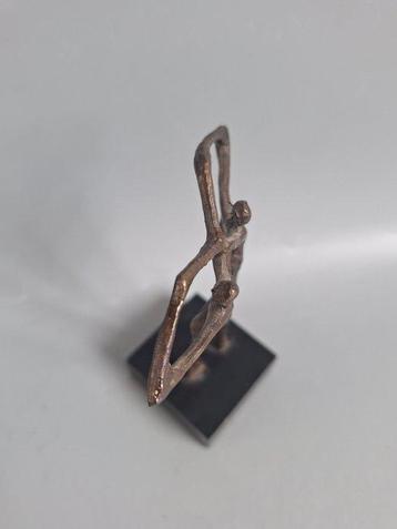 Artihove - Corry Ammerlaan - Beeld, Binding - 14 cm -
