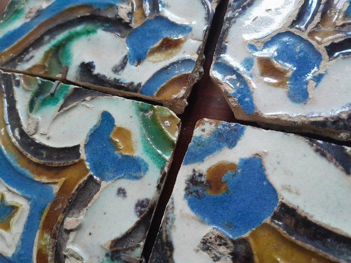 4 tegels Cuerda Seca Sevilla - Spanje - 16e eeuw, Antiek en Kunst, Kunst | Niet-Westerse kunst