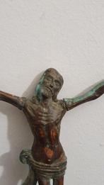 Crucifix - bois dur, éventuellement buis (?) - 16e/17e