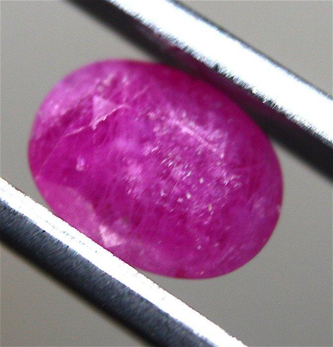 Cts. 1.60 Ruby facettenrijk - Hoogte: 8 mm - Breedte: 6 mm-, Collections, Minéraux & Fossiles