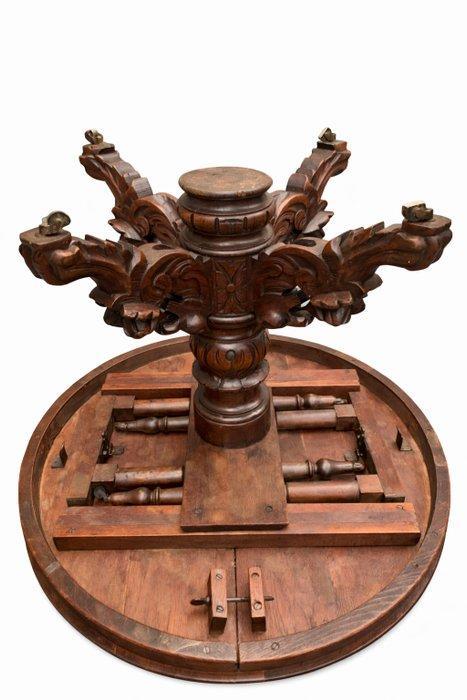 Tafel - Stained wood - a so-called vossenkop-tafel, Antiquités & Art, Antiquités | Autres Antiquités