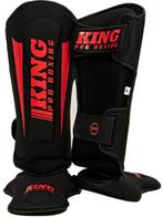 King Pro Boxing Scheenbeschermers KPB/SG REVO 8 Zwart Rood, Sport en Fitness, Vechtsporten en Zelfverdediging, Verzenden, Nieuw