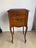 Table de chevet - Noyer - Table de chevet - Fine 800 - H :