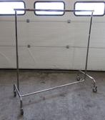 Kledingrek, Display, B143 tot 220 x D56 x H152cm, Zakelijke goederen, Kantoor en Winkelinrichting | Magazijn, Stelling en Opslag