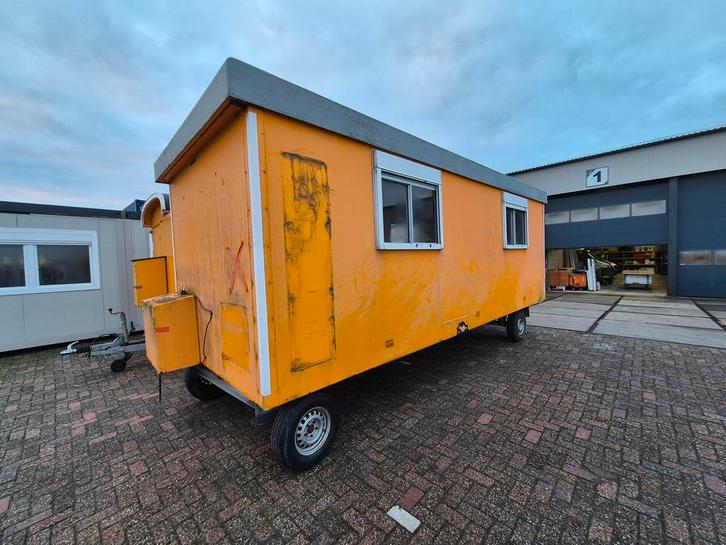 Keetwagen schaftwagen 6m geen kenteken HS-1573, Articles professionnels, Machines & Construction | Abris de chantier & Conteneurs