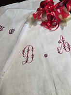 Drap de lit (2) - 260 cm - 195 cm - Anciennes draps