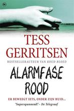 Alarmfase Rood - Tess Gerritsen 9789044362282 Tess Gerritsen, Boeken, Verzenden, Zo goed als nieuw, Tess Gerritsen