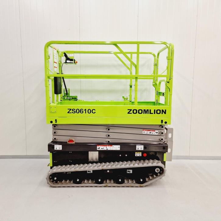Nieuw Zoomlion ZS0610C elektrische rups hoogwerker 9.0m, Zakelijke goederen, Machines en Bouw | Liften, Steigers en Ladders