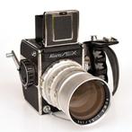 Kowa Six met grip en 150 mm lens 120 / medium formaat camera