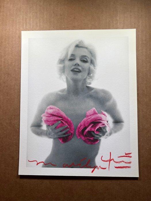 Bert Stern (1929–2013) - Marilyn Monroe Classic Pink Roses, Antiek en Kunst, Kunst | Designobjecten